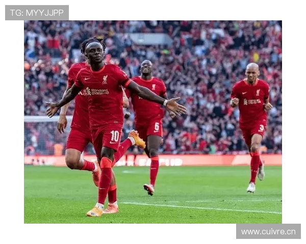 父亲透露尤文曼城阿森纳利物浦争抢法尔考终投曼联引爆足坛